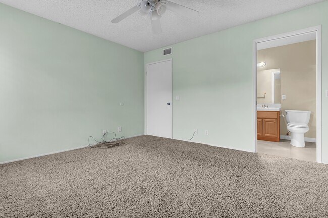 Foto del edificio - 403 Orange Blossom