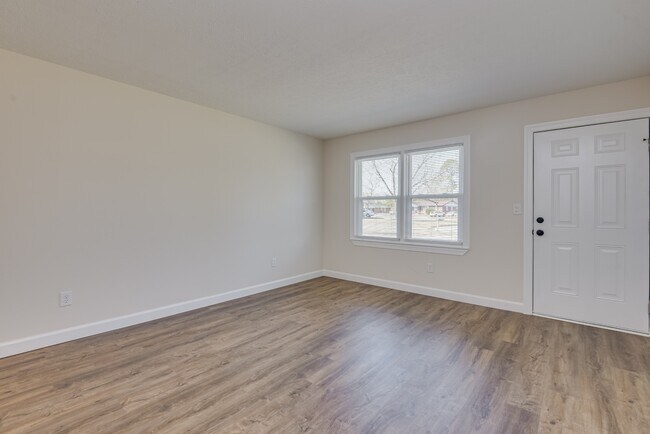 Foto del edificio - 2000 Coleman Ct