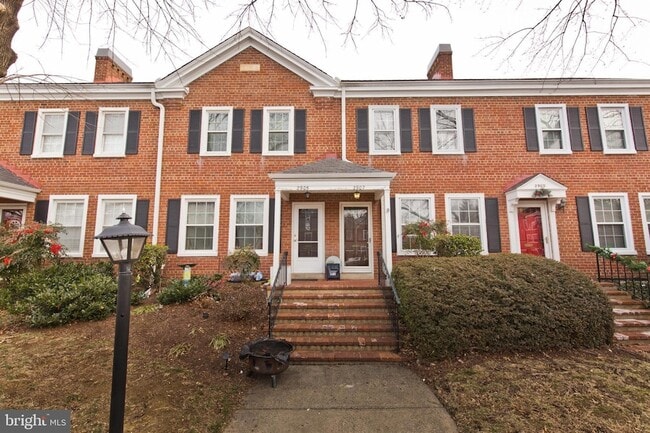 Photo - 2907 S Buchanan St Townhome