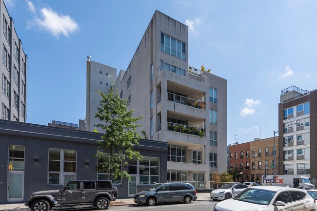 Foto del edificio - 125 N 10th St