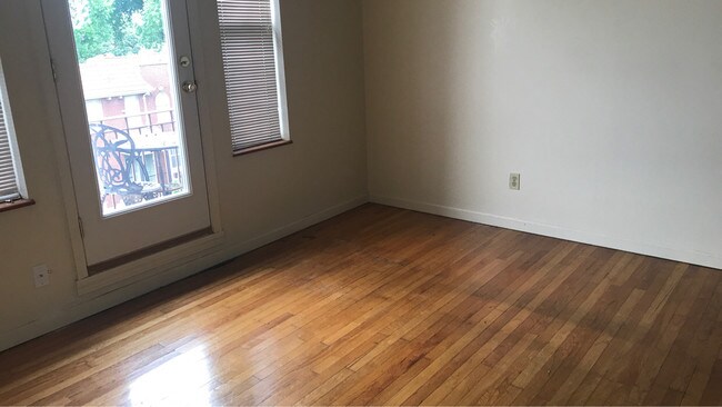 Building Photo - 3866 McRee Ave