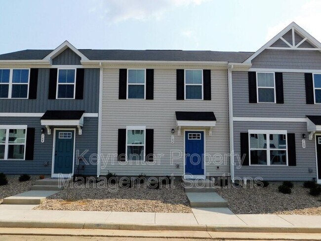 Building Photo - 762 Carson Cir