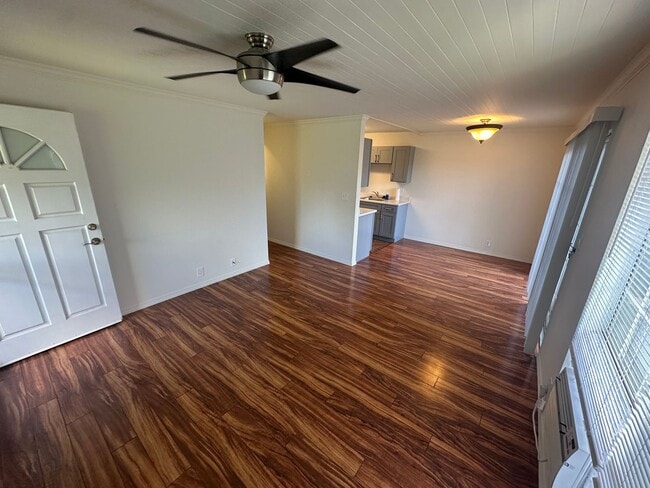 Building Photo - 2 BD / 1 BA Apartment Down the Road from Costco Waipio!!!