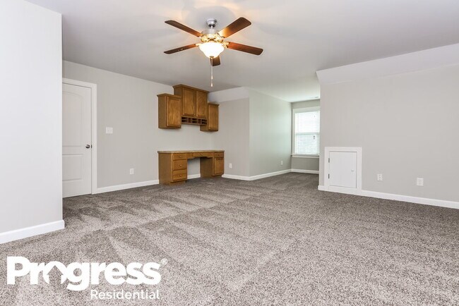 Building Photo - 211 Summerwind Plantation Dr