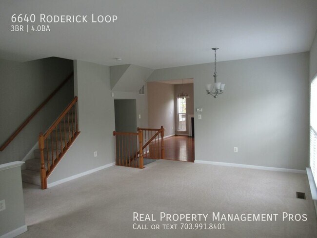 Foto del edificio - 6640 Roderick Loop