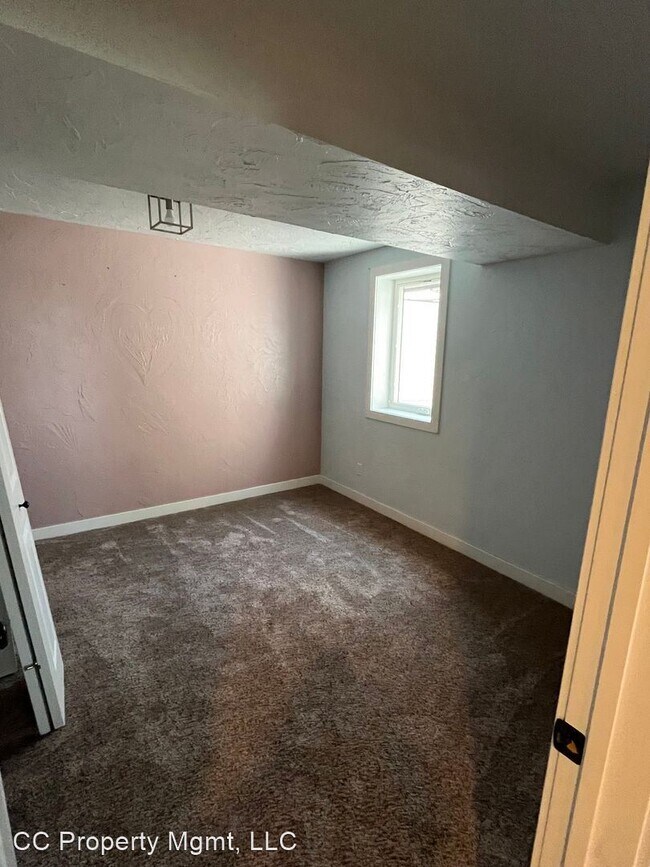 Foto del edificio - 3 br, 3 bath House - 4877 Cliff Dr