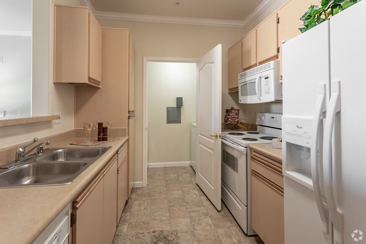 Aventine Apartment Homes Apartments In La Quinta Ca Westside Rentals