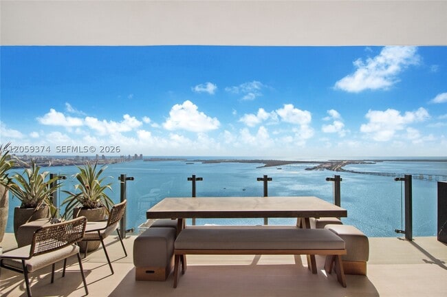 Building Photo - 1451 Brickell Ave