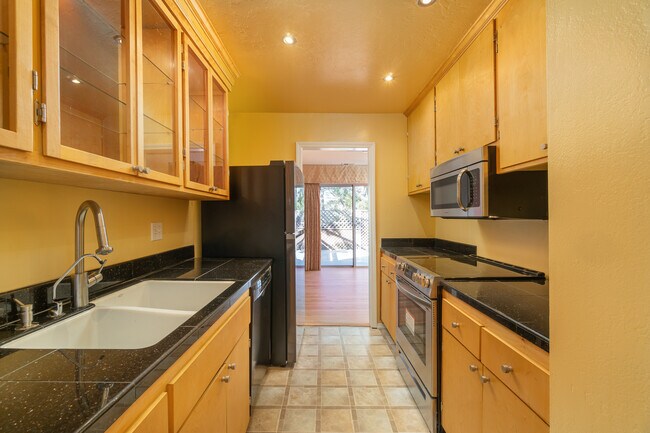 Foto del edificio - 88 Mariner Green Dr