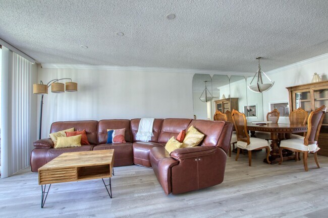 Foto del edificio - 4345 Trevi Ct