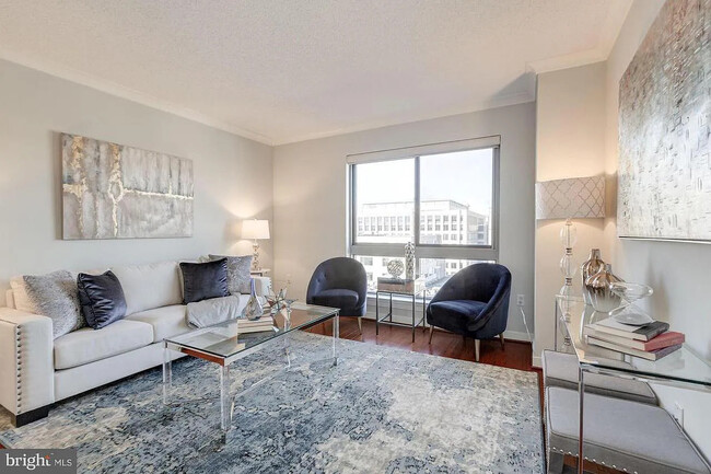 Living Room - 777 7th St NW