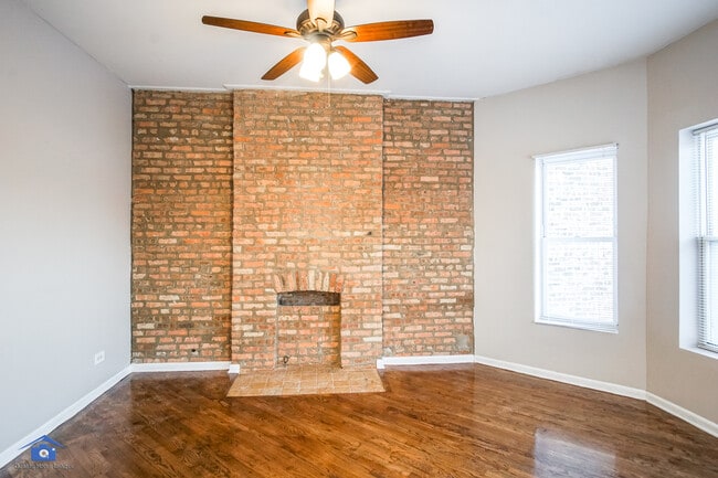 Foto del edificio - 6520 S Ellis Ave