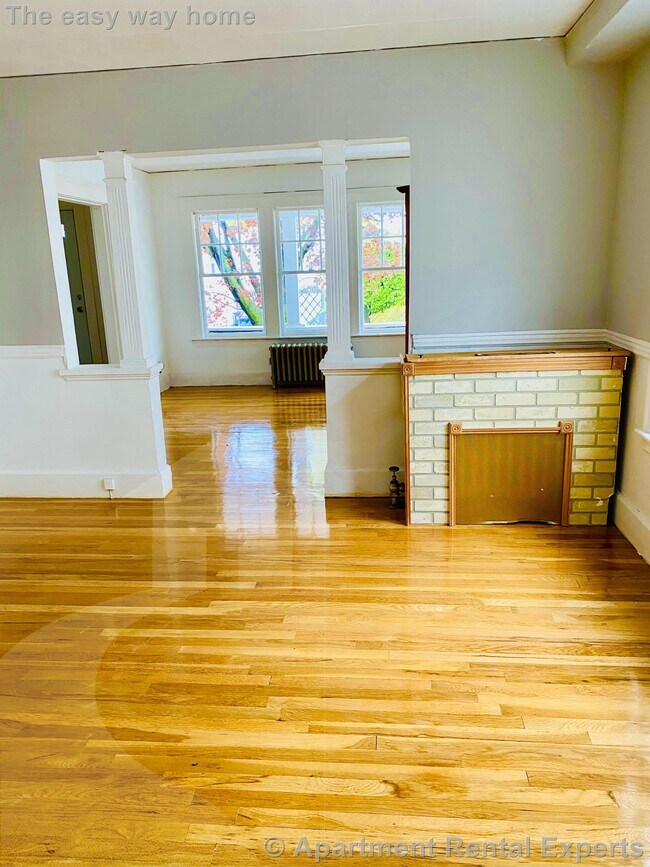 Foto del edificio - Malden 2 Bedroom - Parking