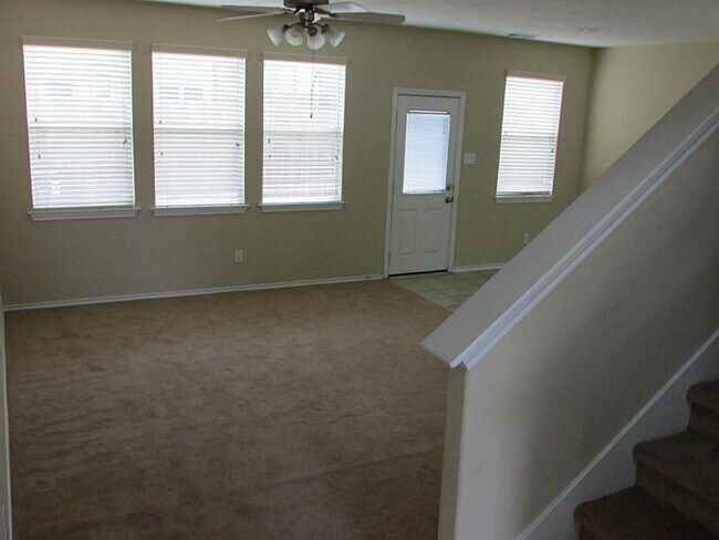 Foto del edificio - 174 N Burberry Park Cir