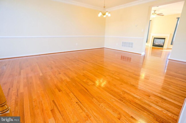 Building Photo - 22573 Welborne Manor Square
