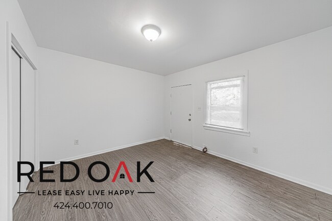 Foto del edificio - 2822 Huron St