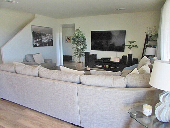 Foto del edificio - 1004 Fortuna St