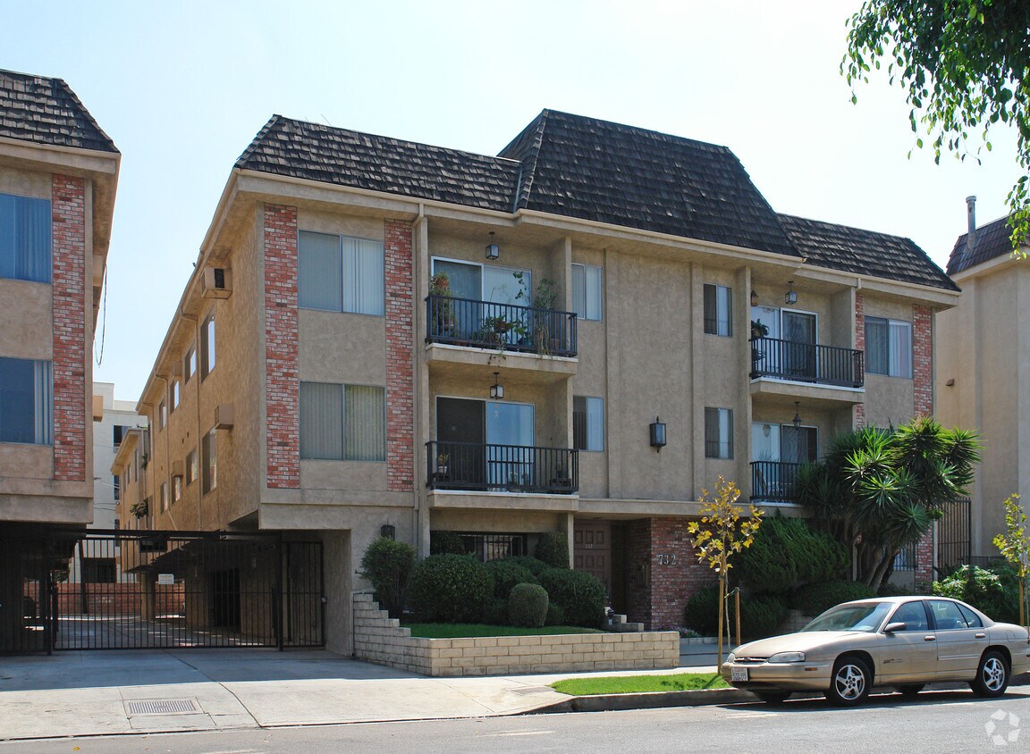 Foto del edificio - 732 N Orlando Ave