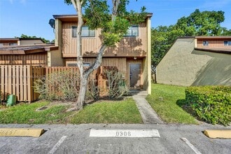 Building Photo - 4163 SW 85th Ave