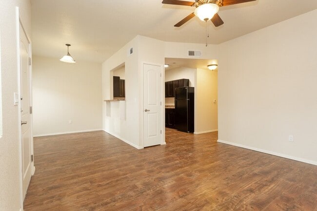 Building Photo - 3268 N Zaragoza Rd