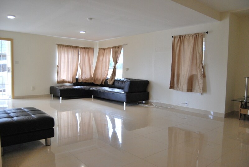 Primary Photo - 3037 Kahaloa Dr