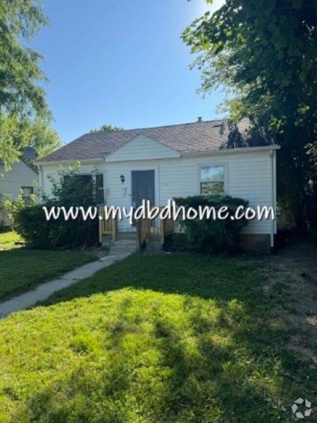 Building Photo - 4621 Spatz Ave