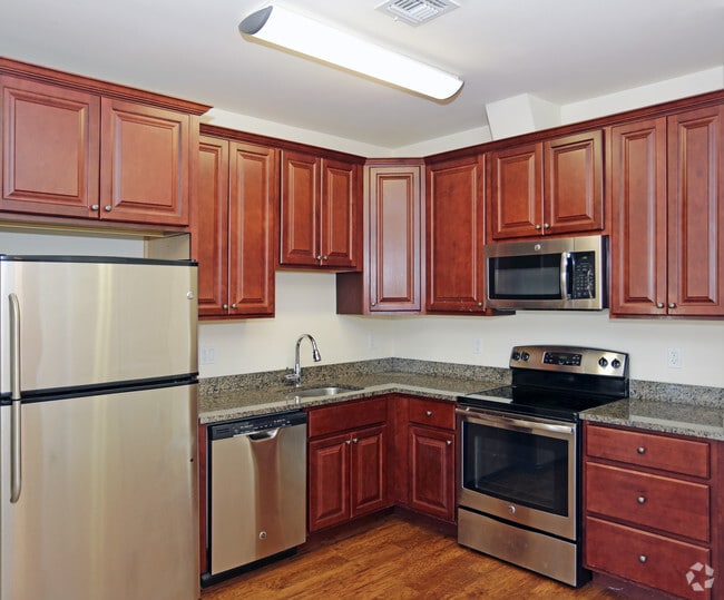 Interior Photo - Jaclyn Heights II