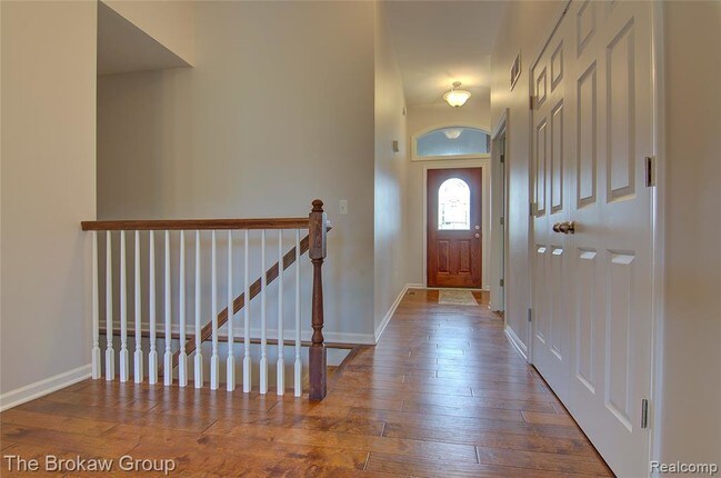 Building Photo - 302 Devonshire Dr