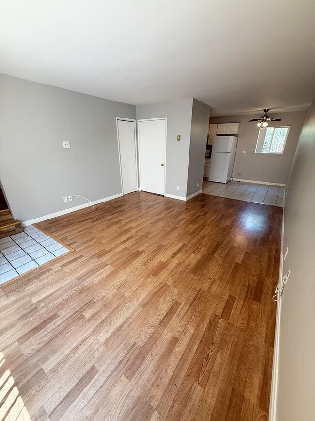 Building Photo - 2 Bed 1.5 Bath Townhome in Colusa Terrace ...