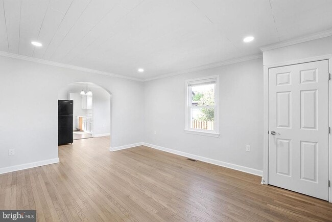 Building Photo - 4707 Tuckerman St