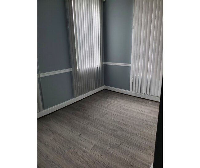 Foto del edificio - 2838 Washington Blvd