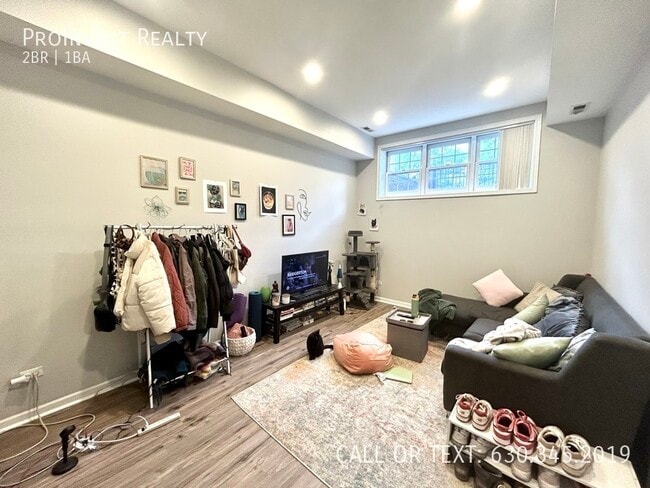 Building Photo - 1503 W Cortez-G