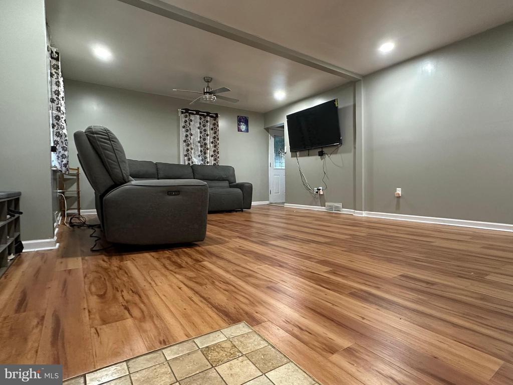 Foto principal - 102 Philmar Ave