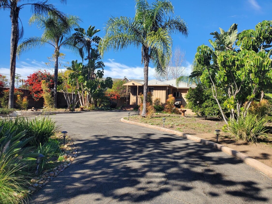 Primary Photo - Beautiful & Private 3BD/2BA, 1,397 SqFt Ho...