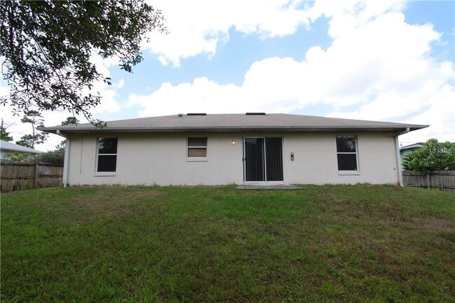 Building Photo - 3119 Fifer Dr