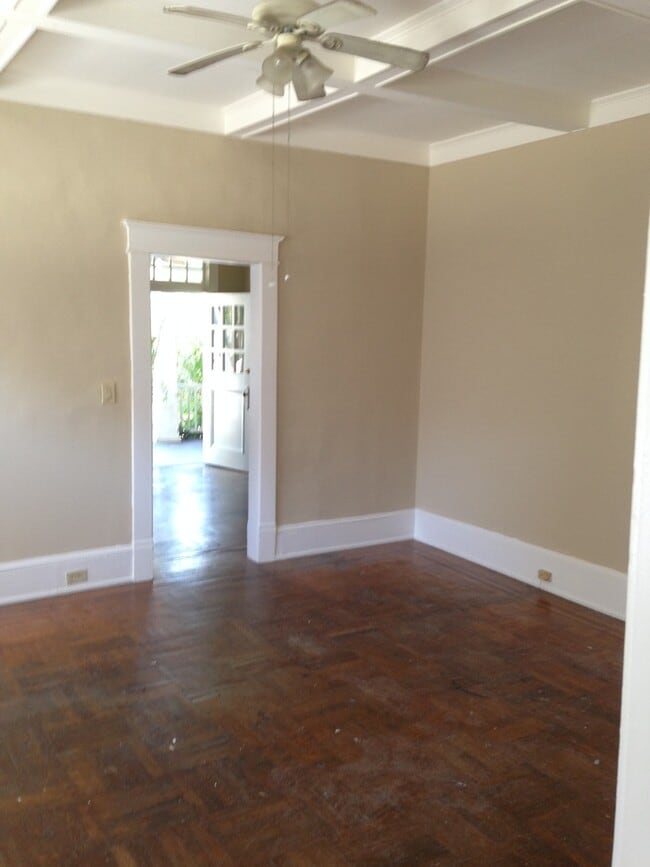 Building Photo - 2BD/2BTH Home with FLEX SPACE Available with Off Street Parking