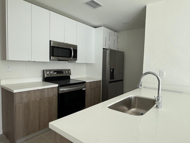 Foto del edificio - 2526 Pierce St