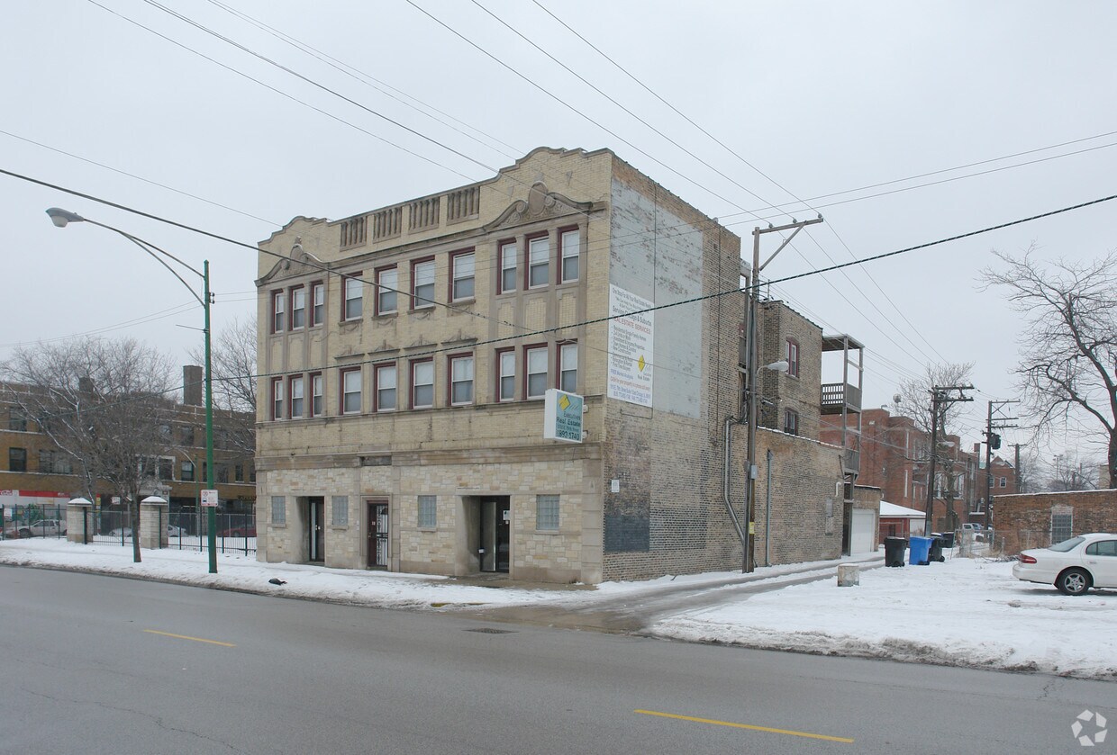 Building Photo - 1010 E 79th St