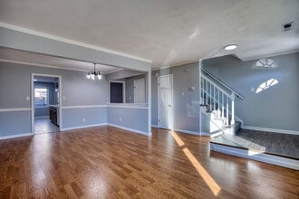 Building Photo - 5540 Finespun Last