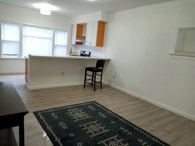 Foto del edificio - 850 Daisy Ave