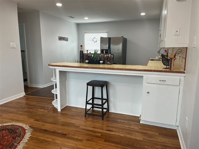 Foto del edificio - 603 Moody St