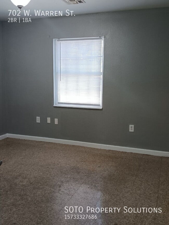 Foto del edificio - 702 Warren St