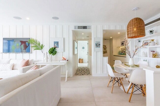 Building Photo - 2451 Brickell Ave