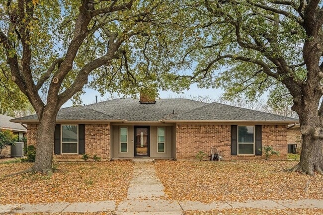 Photo - 311 Gwendola Drive Unit House