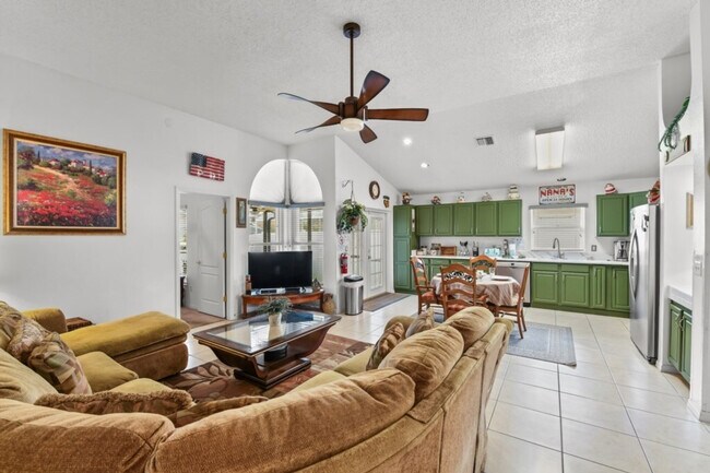 Building Photo - 2964 Viscount Cir