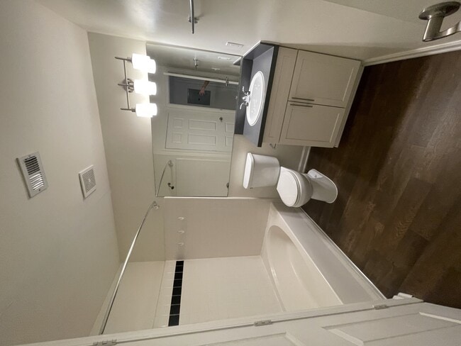 Interior Photo - Wesley Hampstead Apartments at Douglasville