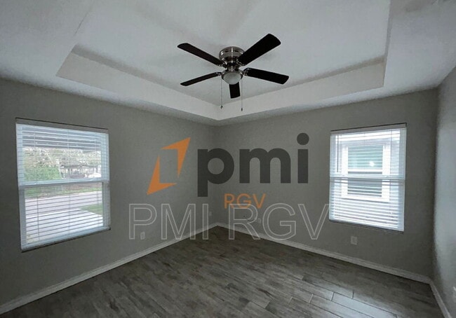Building Photo - 1420 Quitaca Dr