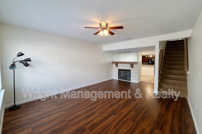 Foto del edificio - 7618 Colonial Ct