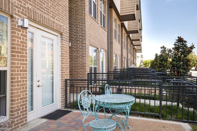 Foto del edificio - 5150 Lemmon Ave