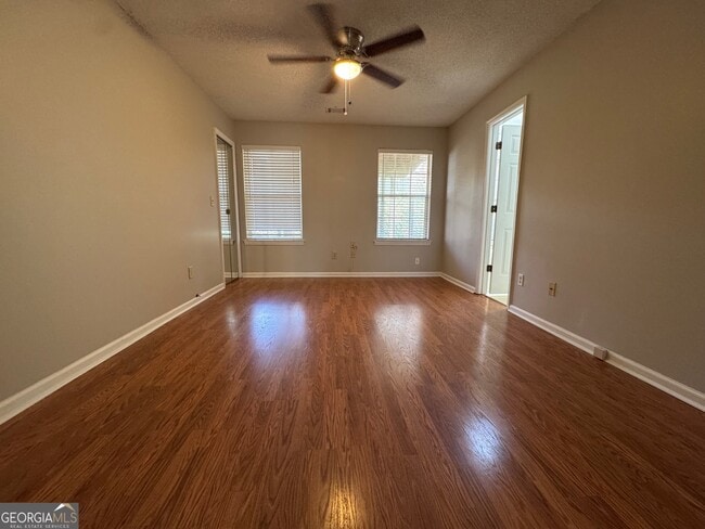 Foto del edificio - 2220 Goodwood Blvd SE